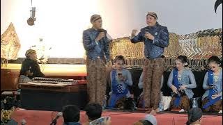 Terbaru Jo klitik Jo klutuk ft cahyo kuntadi lucune deer tenan