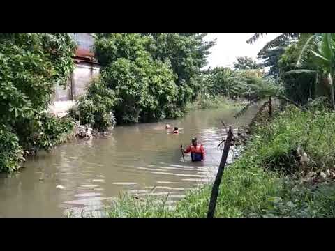 Pencarian bunga gadis kecil yang di duga tenggelam(1)