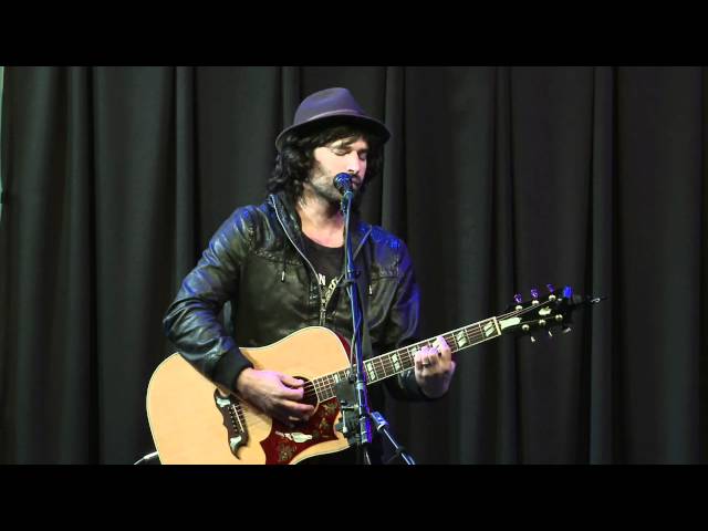 Pete Yorn - Velcro Shoes (Bing Lounge) class=