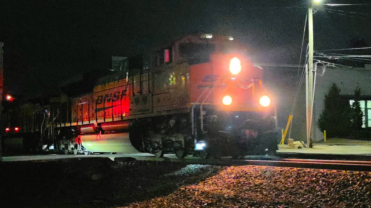 [4K] *TRAINS* AFTER *DARK* featuring a monster manifest, LOUD K5LLAs, FAST FLYING Z & more!