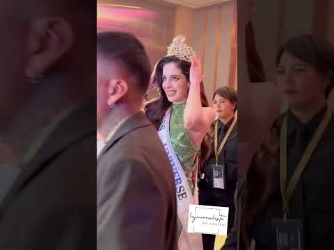 Fatima Lutte Avec La Couronne 