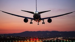 Airplane at Sunset Sky #1 ／ 夕焼け空の飛行機 #1