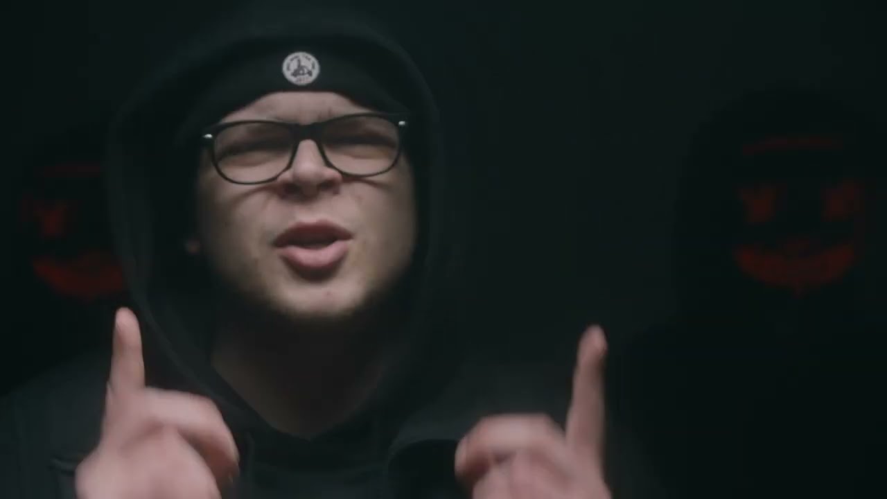 Watch Phantom - SEUL (Clip Officiel) on YouTube Watch Phantom - SEUL (Clip Officiel) on YouTube