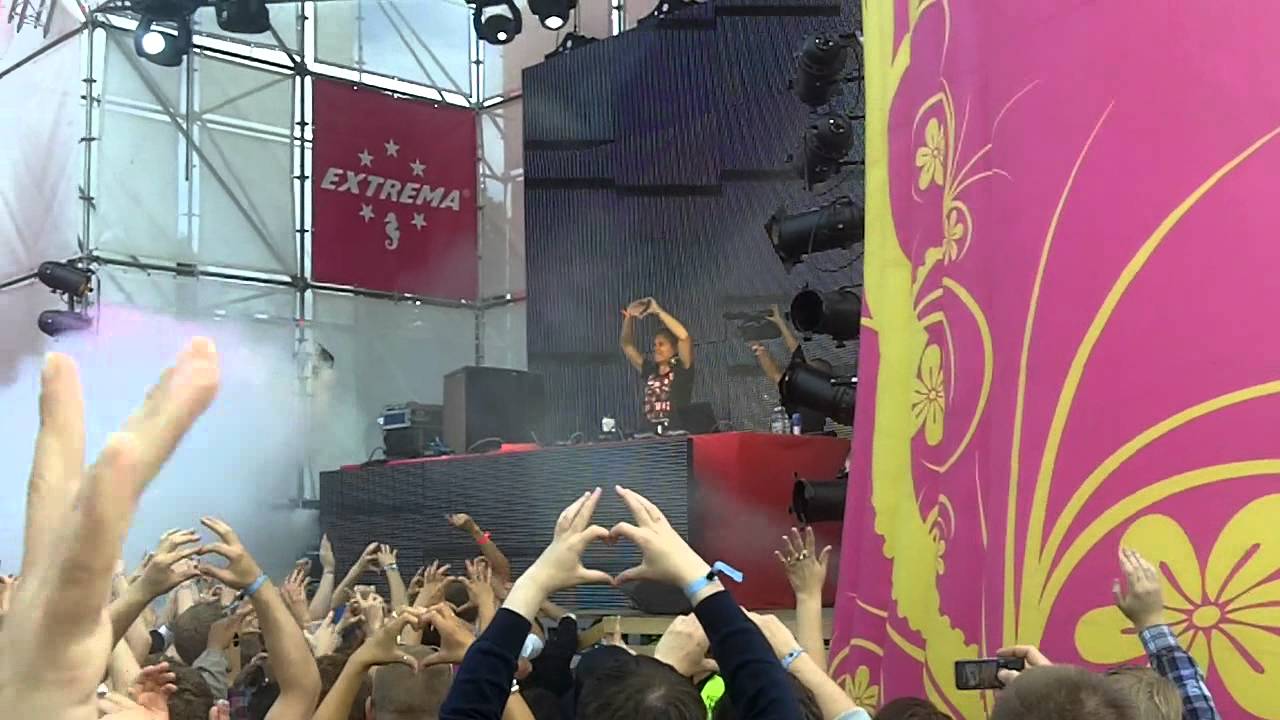 Armin van Buuren Playing Remember Love @ Extrema Norway 2011! - 26.06.11