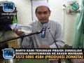 Tgh sibuk memandikan jenazah seorang wanita, tiba2 suasana jd gempar apabila tiba2 tgn seorang wanita yg merupakan pemandi mayat melekat di badan jenazah tersebut. Puas ditarik tak berjaya. Kes ini pun dirujuk kepada seorang imam. Apa jd seterusnya amat mengejutkan sekali. Ada video. Jom baca dan kongsikan.