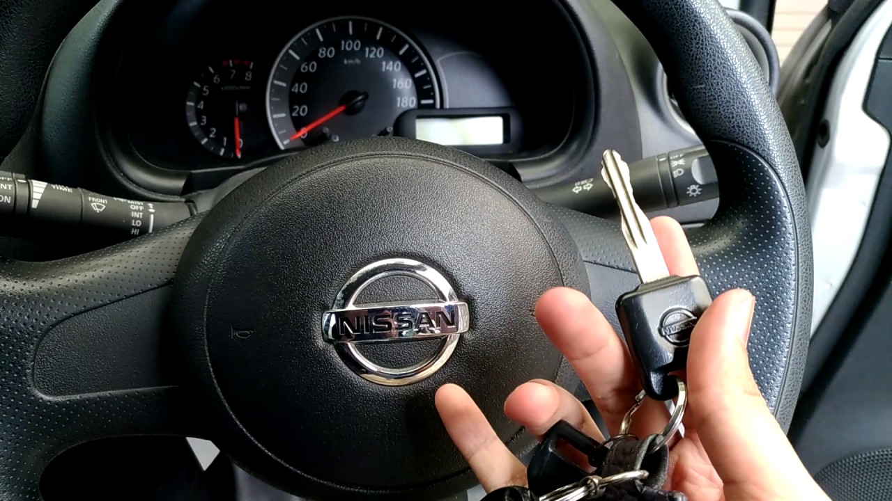 REVIEW mobil  bekas  Nissan  March  1 2L 2011 Automatic 