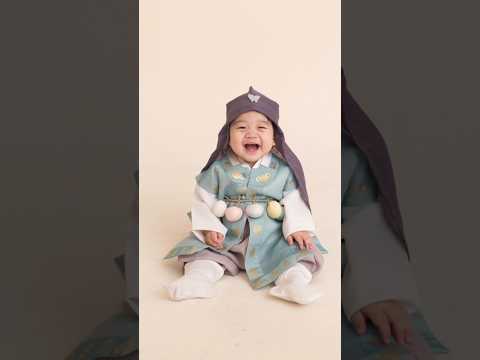 이 세상에서 제일 소중한 나의 아들 지호❤️ 돌사진 촬영했어요🥰 #10개월아기 #뱀띠아기 #돌아기 #돌사진 #300일아기 #300일사진#아기일상 #아기쇼츠 #shorts
