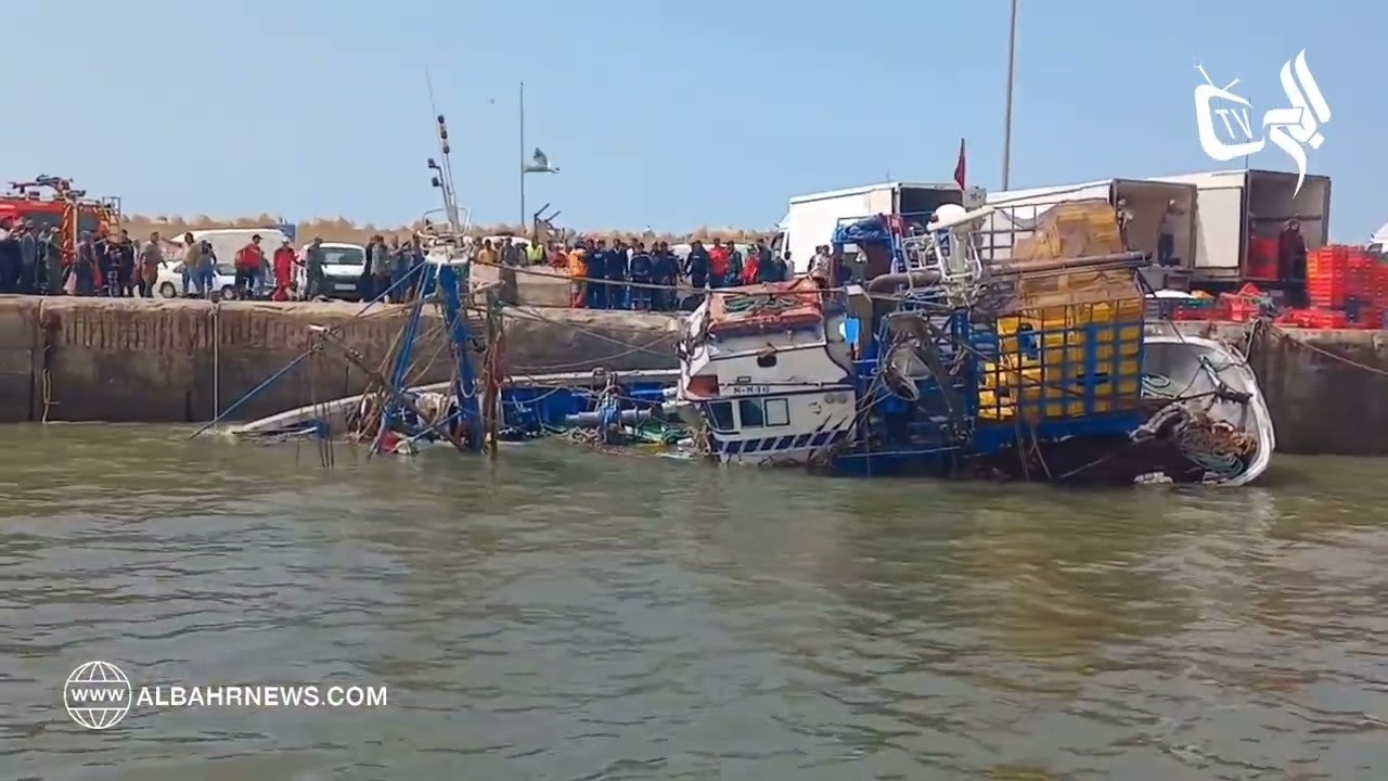 طانطان .. غرق مركب صيد السردين "بولفضايل" في الحوض المينائي