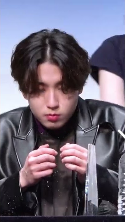 Han Jisung being effortlessly cute