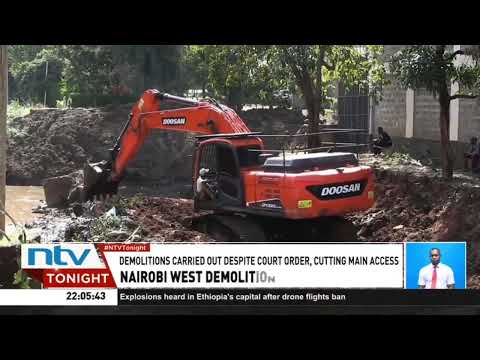 Willow Court Estate residents protest demolition of flood barriers