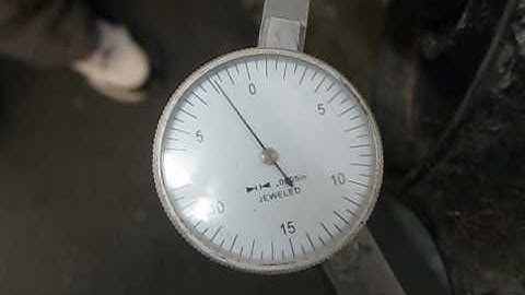 How to check prop shaft for straightness with a dial indicator