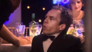 Warwick Davis gets thrown out of Sting's charity dinner - Life's Too Short