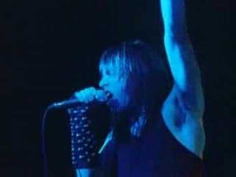 PM me for a lockerz.com invite :). Hallowed Be Thy Name by Iron Maiden at the Beast Over Hammersmith Performance 1982. Probably the best live version of this song.