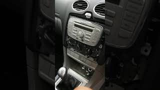 Ford focus mk2 facelift stereo removal