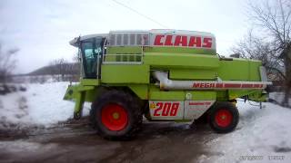 VLOG #!- Т - 150 тягне комбайна CLAAS Mega 208 ☆ T - 150 ciągnie kombajn zbożowy ㋡ NazarFarmer