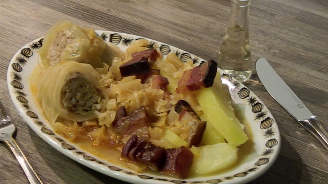 Sarma / Krautwickel aus Sauerkraut - YouTube