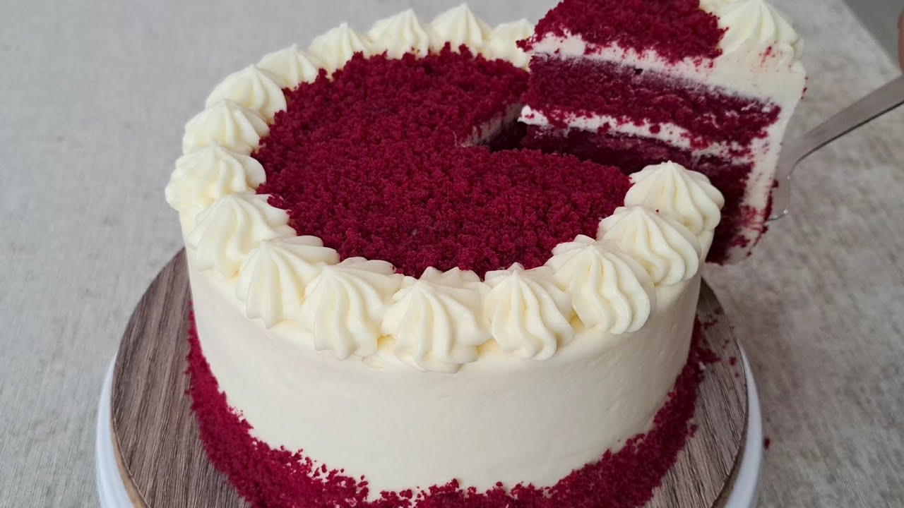 Red Velvet Cake with Cream Cheese Frosting - Munaty Cooking