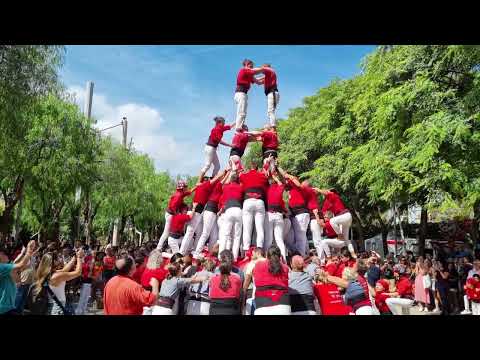 Castellers de Barcelona: segona prova del 2 de 8 amb folre