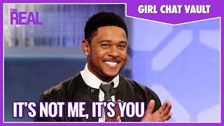 Celebrity Pooch Hall Dishes on Breakups, Health, and ‘Ray Donovan’ Wealth