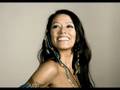 Lila downs  un poco ms