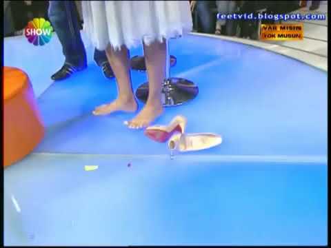 Adriana Lima barefoot