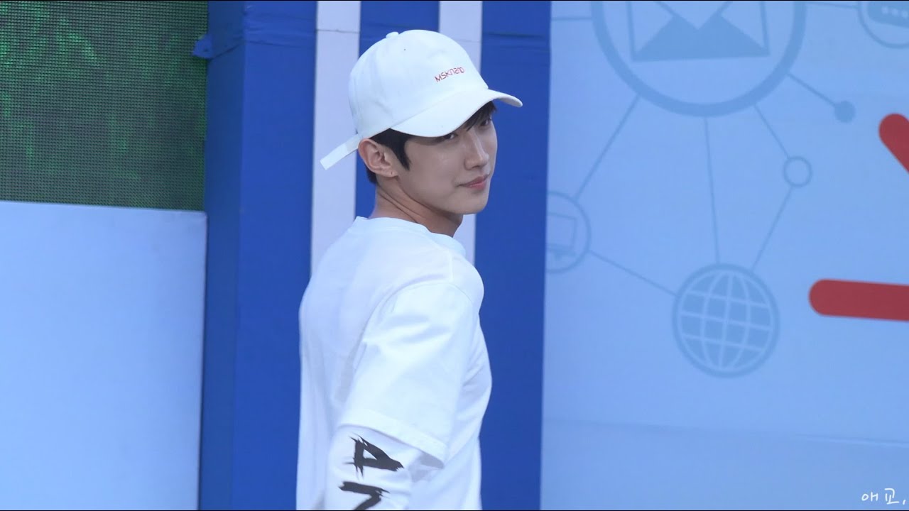 160623 B1A4 광주 웹콘텐츠 페스티벌 : SOLO DAY (진영 focus)