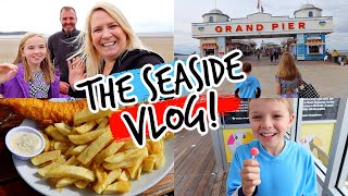 THE SEASIDE VLOG! Beach Fun, Fish & Chips & Jackpot Wins!