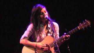 Quiet Acoustic - Lights In Nyc