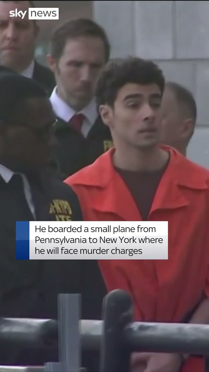 Luigi Mangione arrives in New York