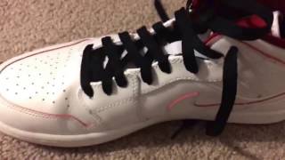 Unboxing Air Jordan Retro 1S Mid