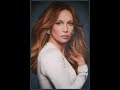 Artist Steve Nunez paints Jennifer Lopez on canvas