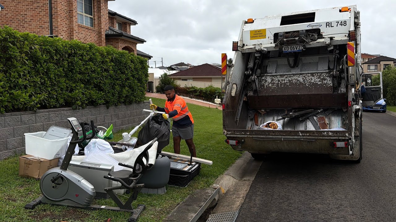 Campbelltown Bulk Waste - Council Clean Up (Packing out on Piles)
