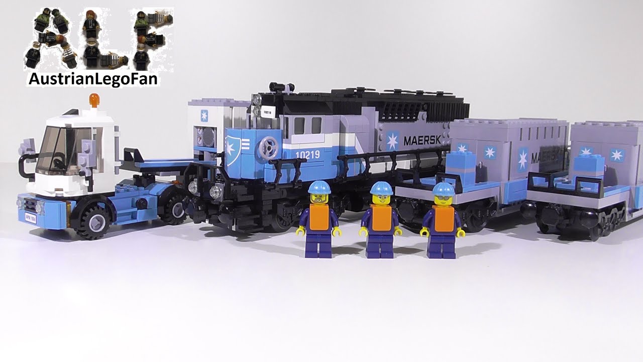 Lego Creator 10219 Maersk Train - Lego Speed Build Review - YouTube