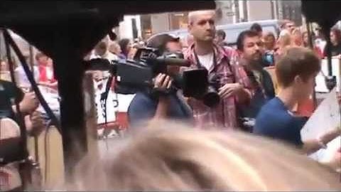Justin Bieber With Fans Outside of Today Show 6/23/11