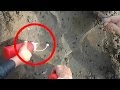 WOW! Lihat Cara Mereka Mancing Kerang