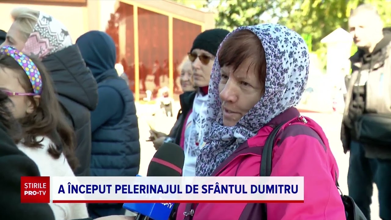 A început pelerinajul la Sf. Dimitrie. Moaștele au fost scoase în fața Catedralei Patriarhale