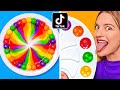 MEZCLAMOS 10 000 SKITTLES || ¡Un arcoíris gigante de Skittles! 100 capas por 123 GO! CHALLENGE