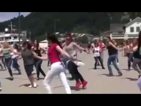 اغنيه انتي هديه من ربي معن رباع مع رقص جماعي ممتع جدا