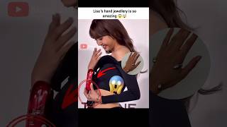 Look At Lisas Hands シ