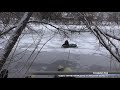 Під лід: біля мосту КРЗ у Сумах ледь не провалилась дитина