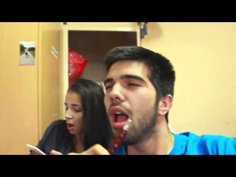 Видео: Можеш ли да се научиш да пееш?