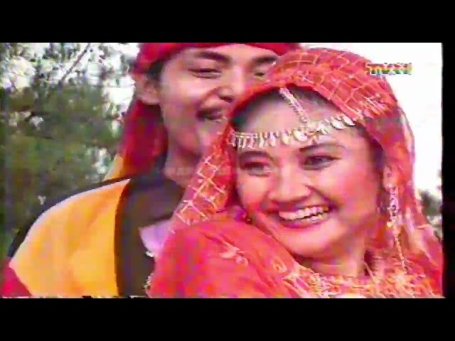 Papa I Nyong - Cinta Semelekete (1993) (Original Music Video) class=