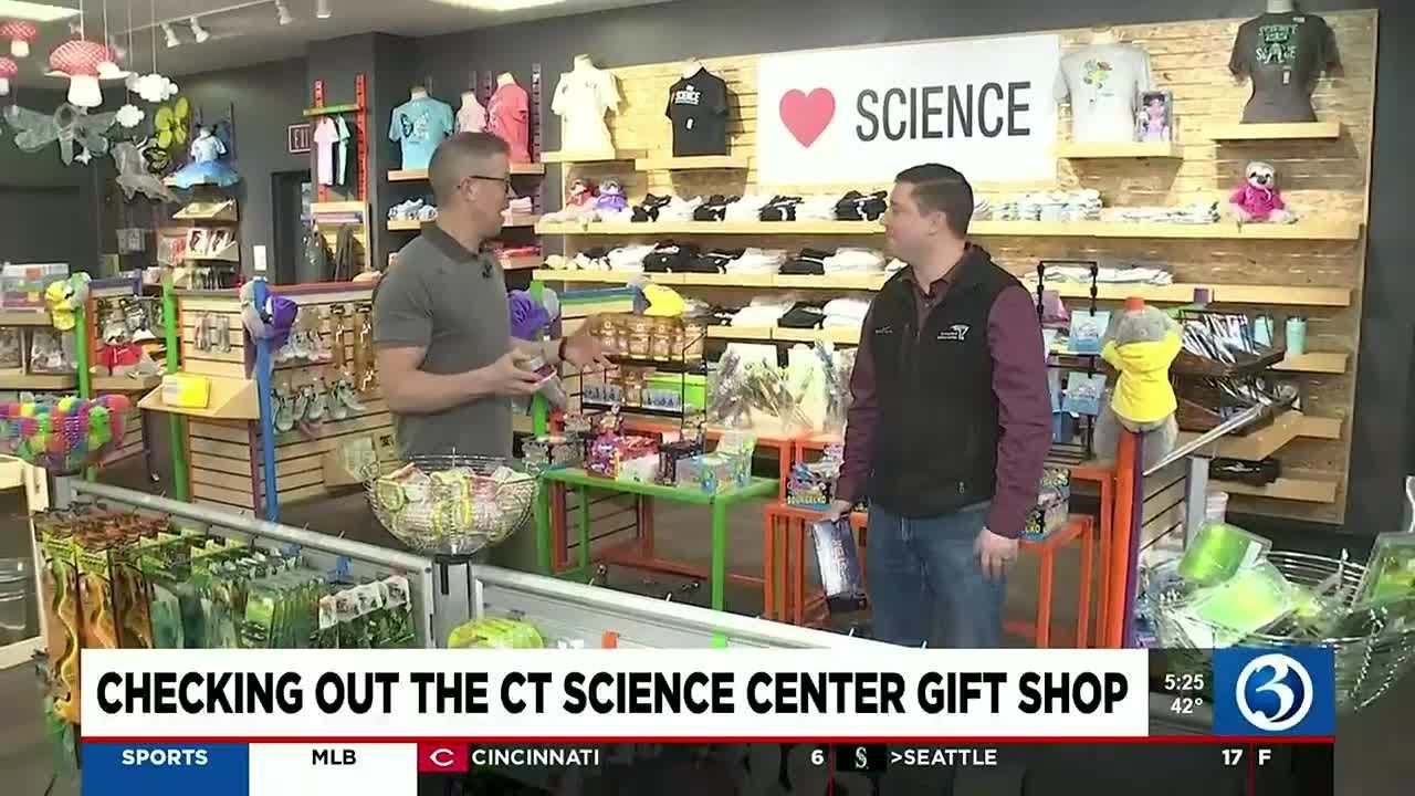 WEEKENDS AT THE SCIENCE CENTER: Checking out the gift shop - YouTube