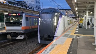 JR東日本E353系特急列車西国分寺駅通過(2023/7/31)