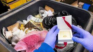 Someone Threw Away a REAL Gold Ring? 💍😳 Luxury Dumpster Diving in a Rich Building screenshot 4