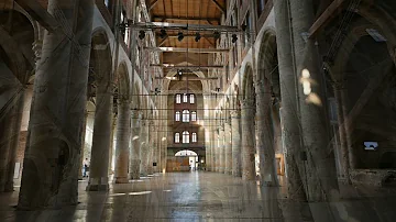 Veere /    Veerse Dom /  eerste delen dateren uit 1332