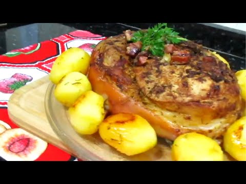 No vídeo de hoje fiz um pernil assado que desmancha na boca. Muito saboroso, feito com tempero espec. 