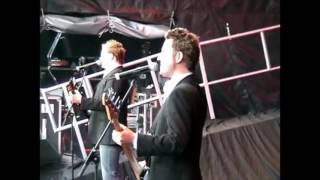Traphic - "Listen Up" LIVE at Edinburgh Castle, 2004