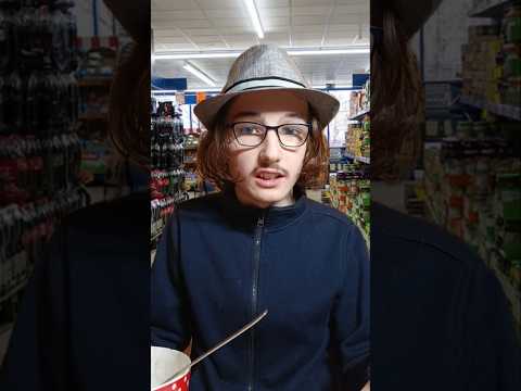 Russe Ivan im Supermarkt. 😂 #lustig #comedy