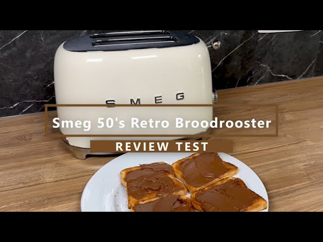 SMEG 1950s Retro Style Aesthetic 2 Slice Toaster - Red